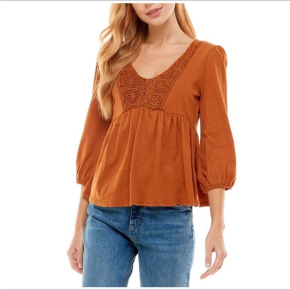 Derek Heart Tops - New Nordstrom Derek Heart Ginger Lace Trim V-Neck Peplum Top size M